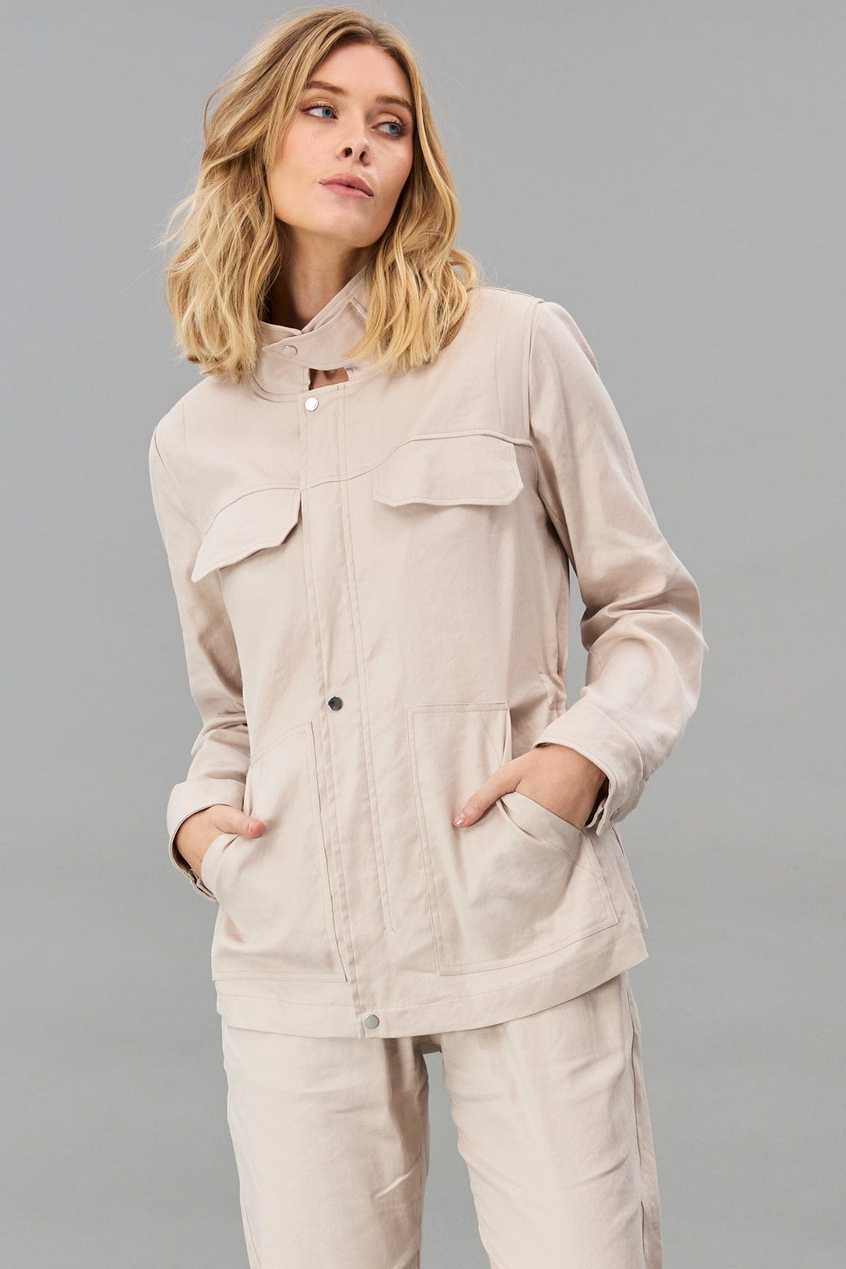 Stretch Linen Utility Jacket