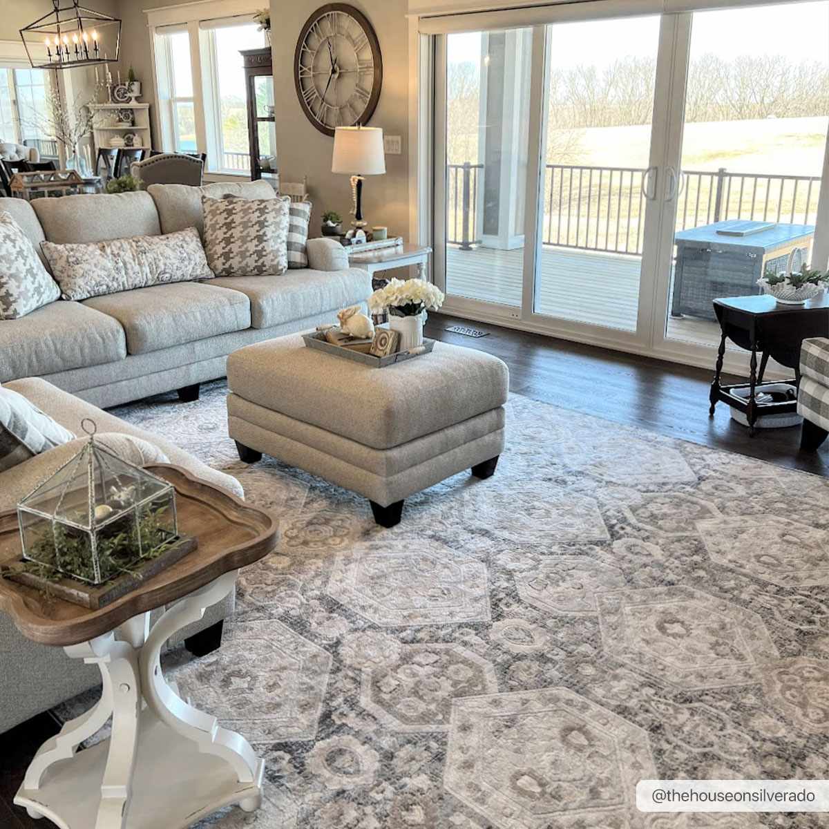 Minoa Area Rug