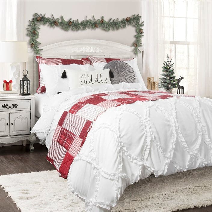 Avon 3 Piece Comforter Set