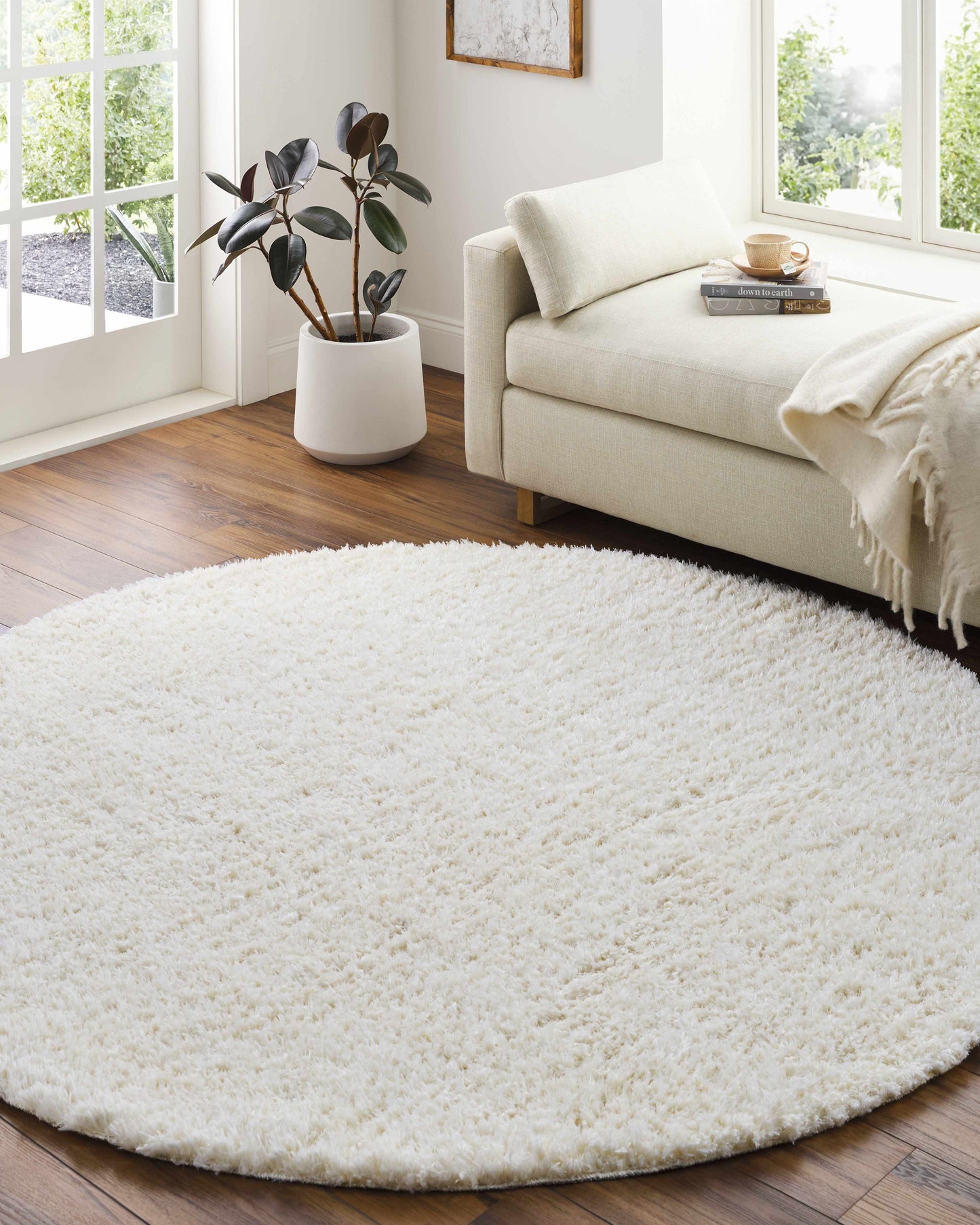 Siari Solid Cream Plush Rug