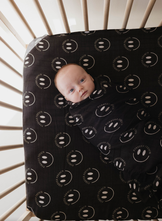 FF Smile Black | Muslin Swaddle