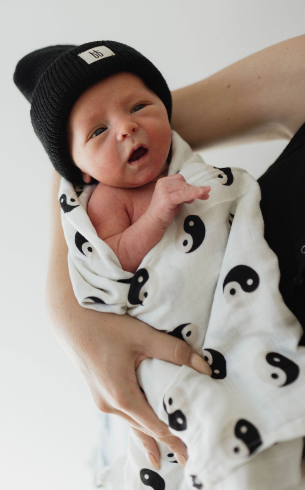 Black & White Yin Yang | Muslin Swaddle