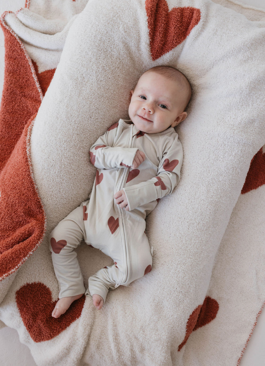 Queen of Hearts | Paisley’s Hand Drawn Print Plush Blanket