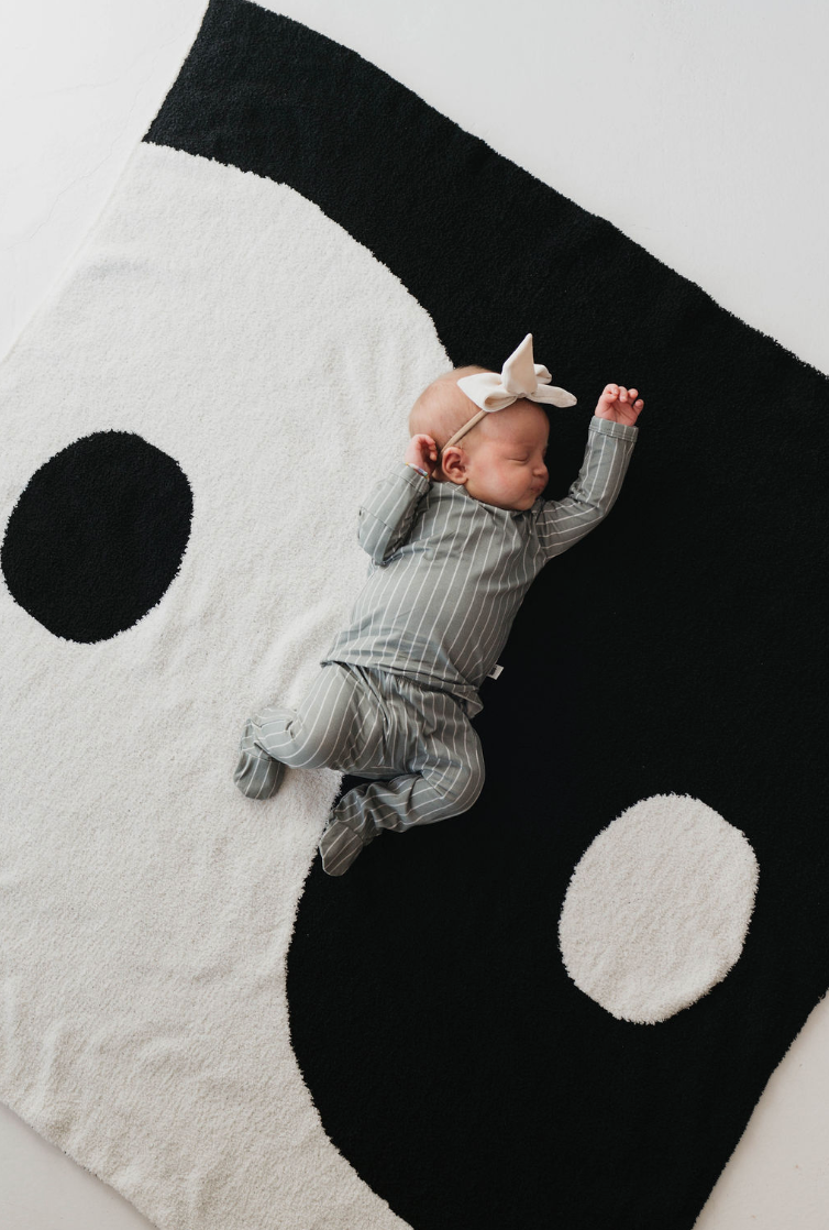 YIN YANG  ☯︎ | Plush Blanket