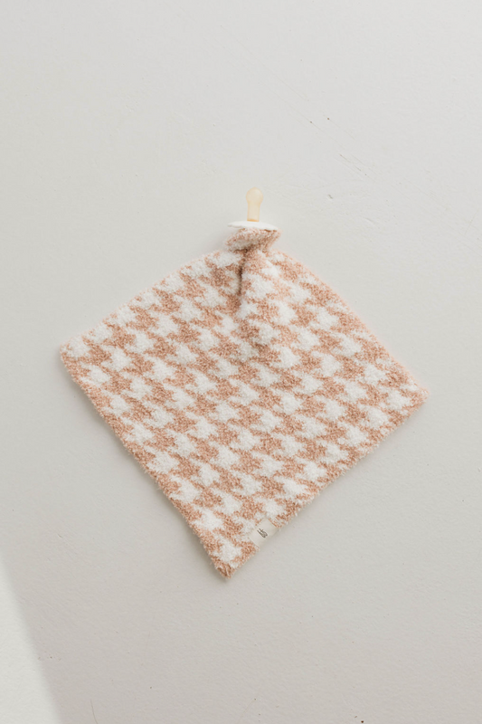 Houndstooth Rosé & Cream Plush | Lovey