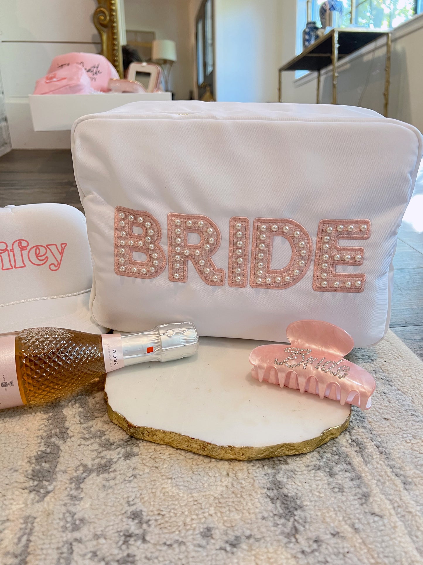 Bride XL - White with Pink Pearls