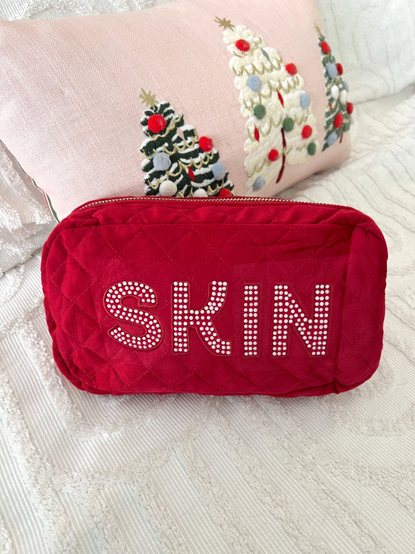 Skin - Red Velvet Medium