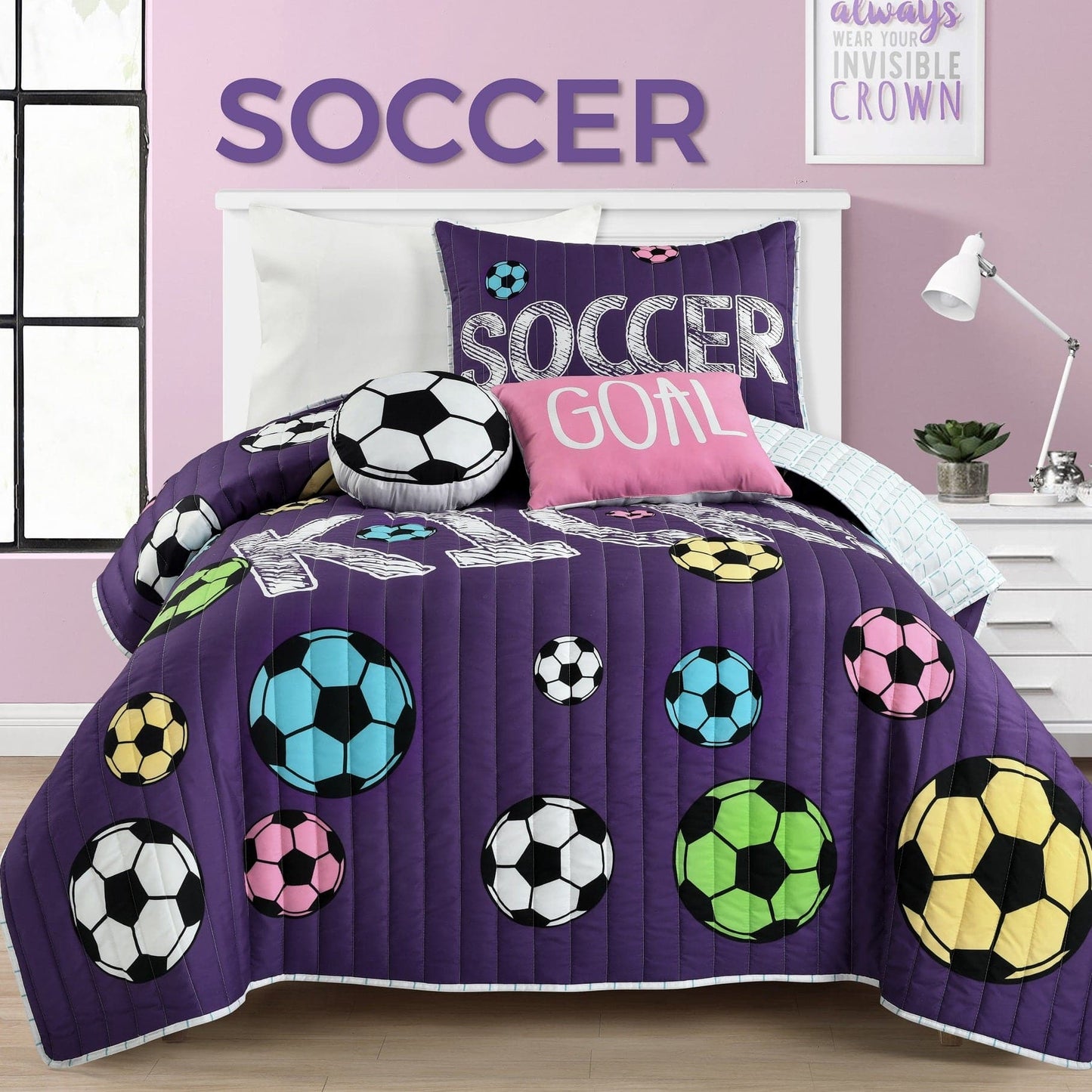 Girls Soccer Kick Quilt Set