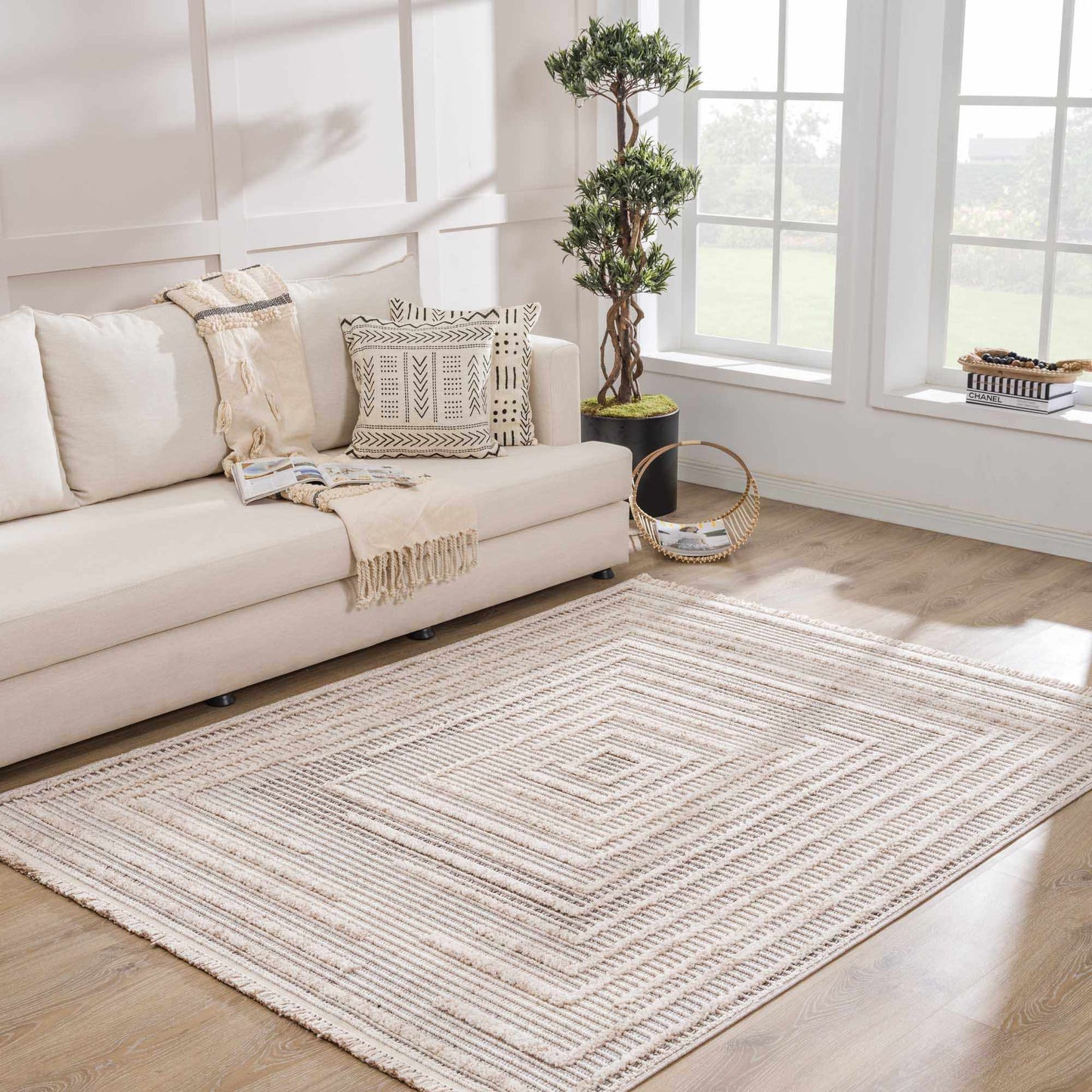 Lunao Elegant High/Low Area Rug