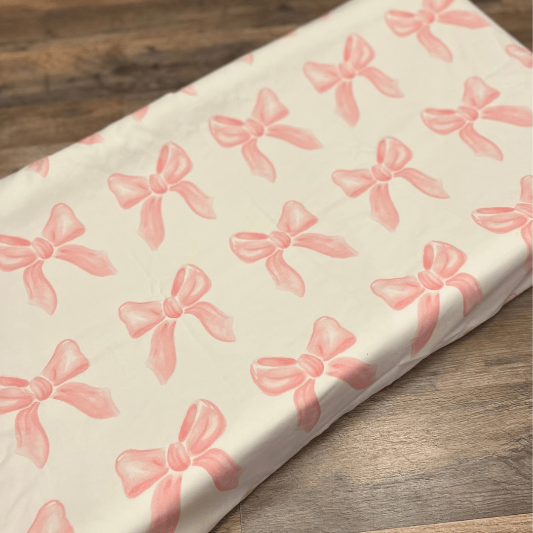 Liz And Roo - Petal Pink Bows Bamboo Crib Sheet