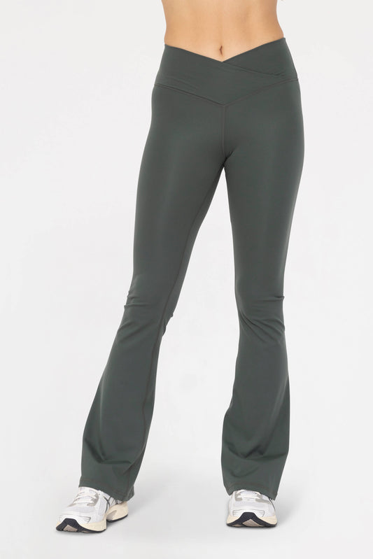 Mono B - Venice Crossover Waist Yoga Pants