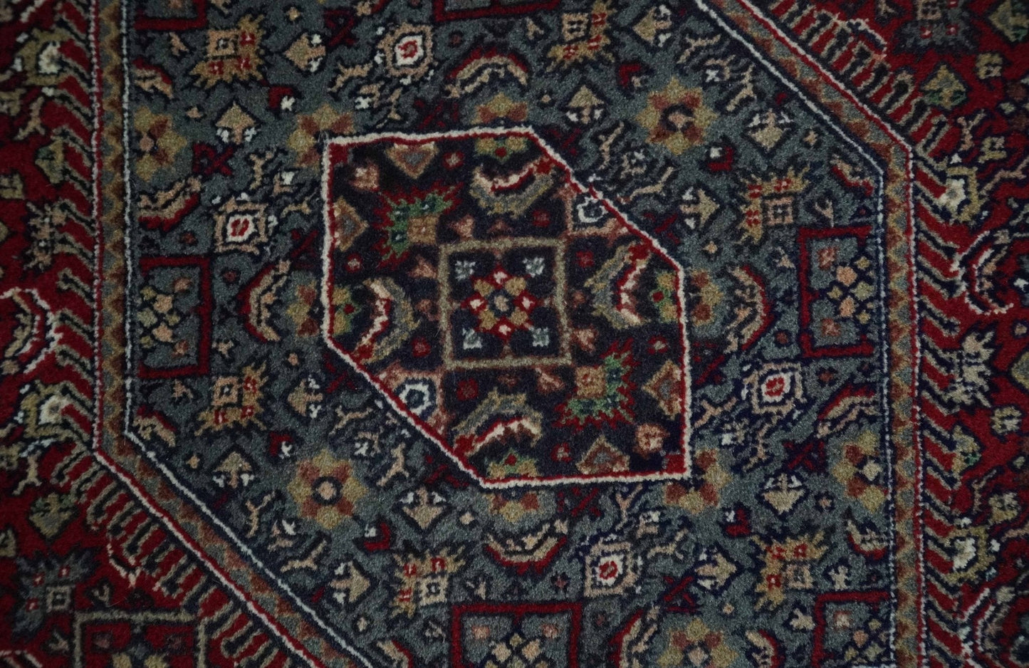 5x7 Antique Persian Hand Knotted Maroon, Black and Blue Traditional Medallion Wool Rug | KNT25