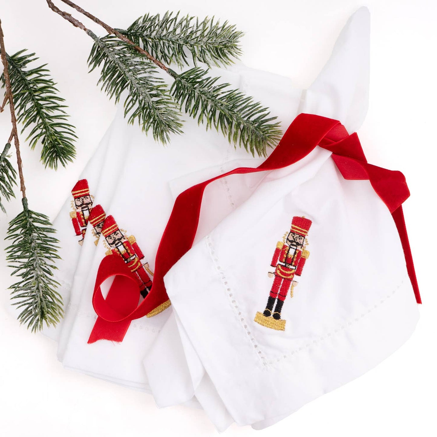 8 Oak Lane - 4 Piece Set Nutcracker Embroidered Dinner Napkins