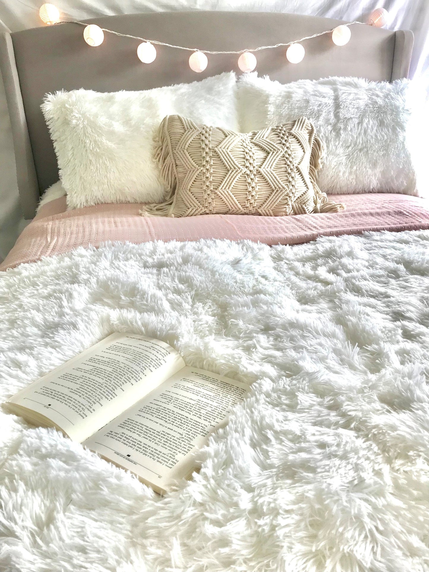 Emma Faux Fur Comforter Set