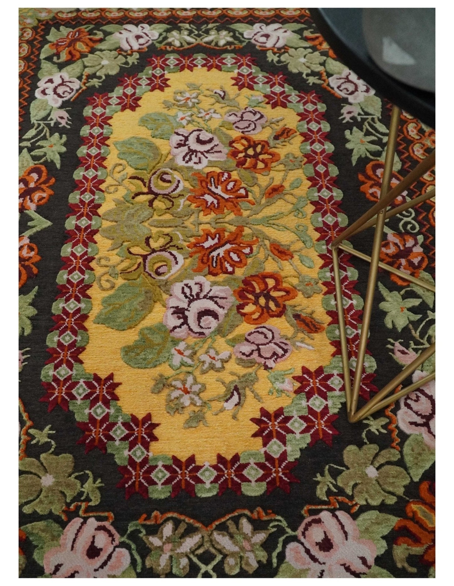 5x7 Flatwoven Soumak Black, Yellow, Green and Gold Flower Wool Hand Woven Antique Design Rug | KNT39