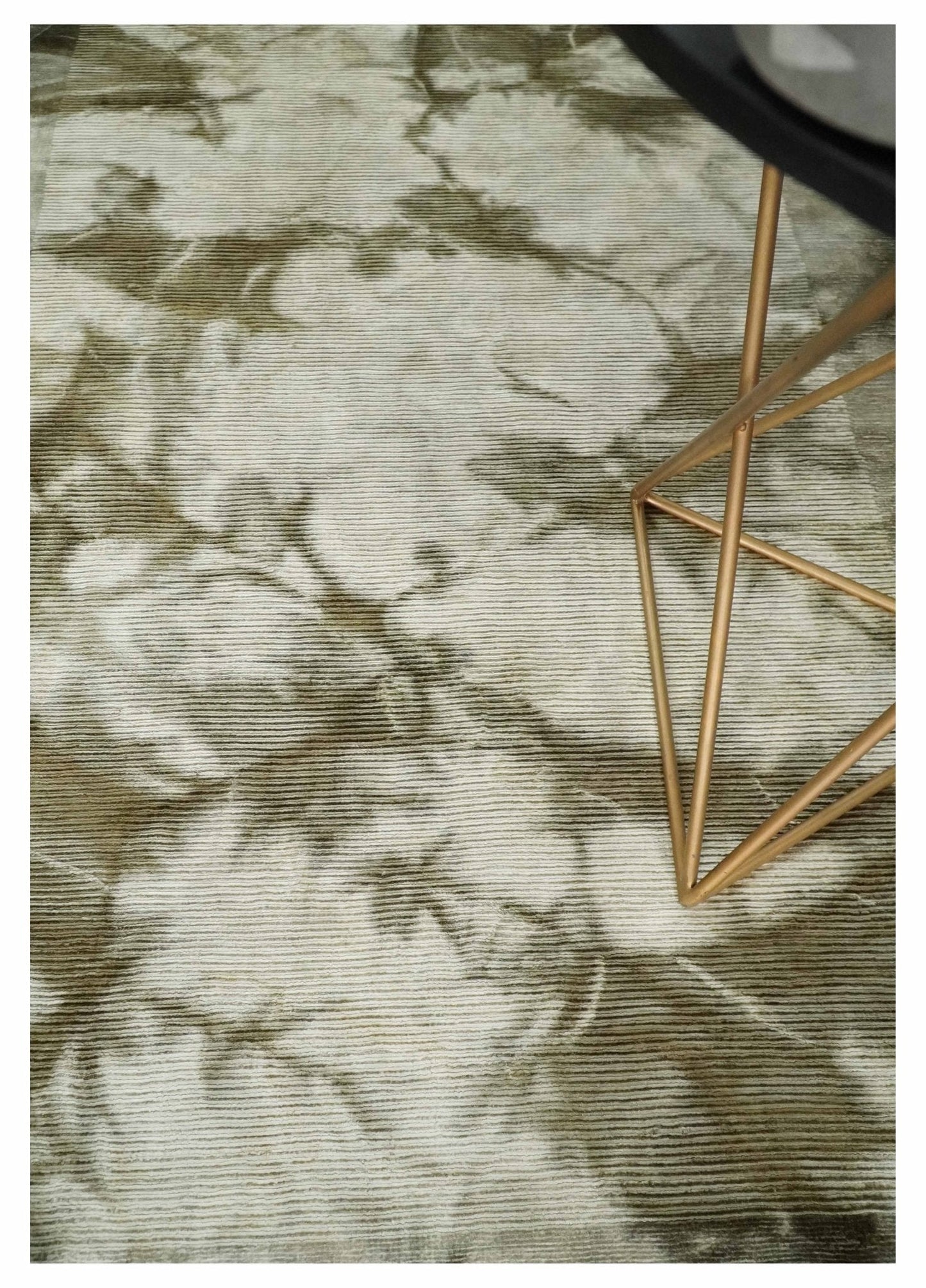 4x6 Modern Abstract Hand Woven Silver and Olive Art Silk Rug | KNT15