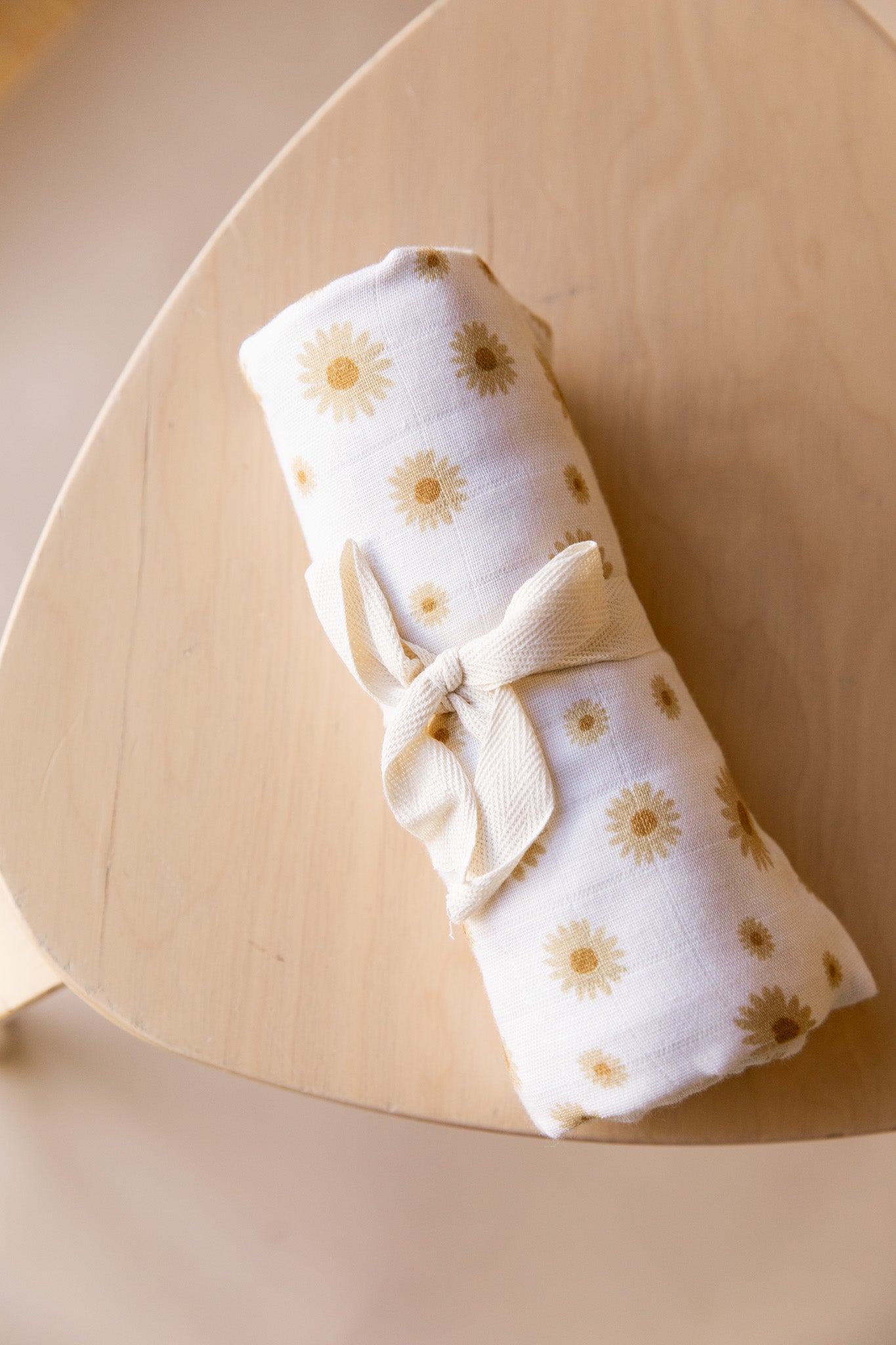 Daisy | Swaddle