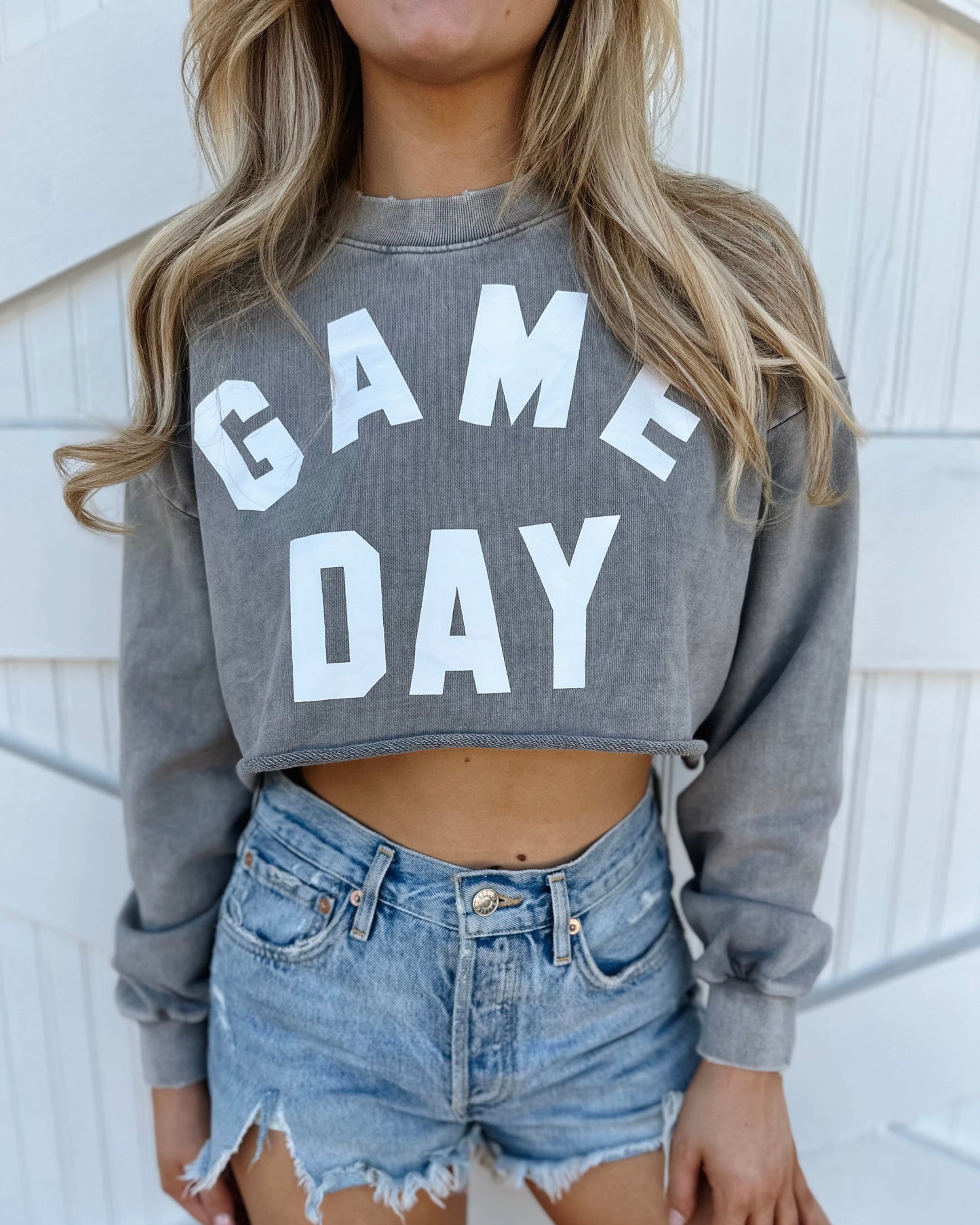 Mineral-Wash “GAME DAY” Gray Cropped Pullover