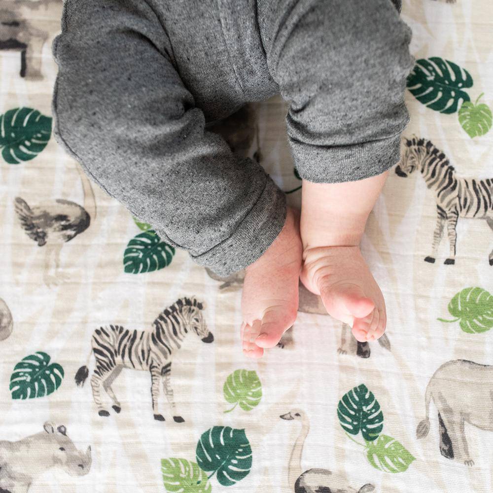 Jungle Classic Muslin Crib Sheet