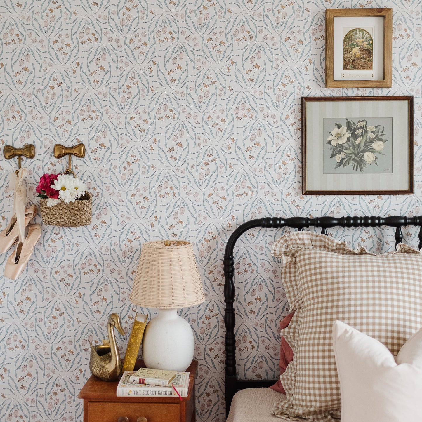 Primrose Wallpaper by Melissa Johnson Design